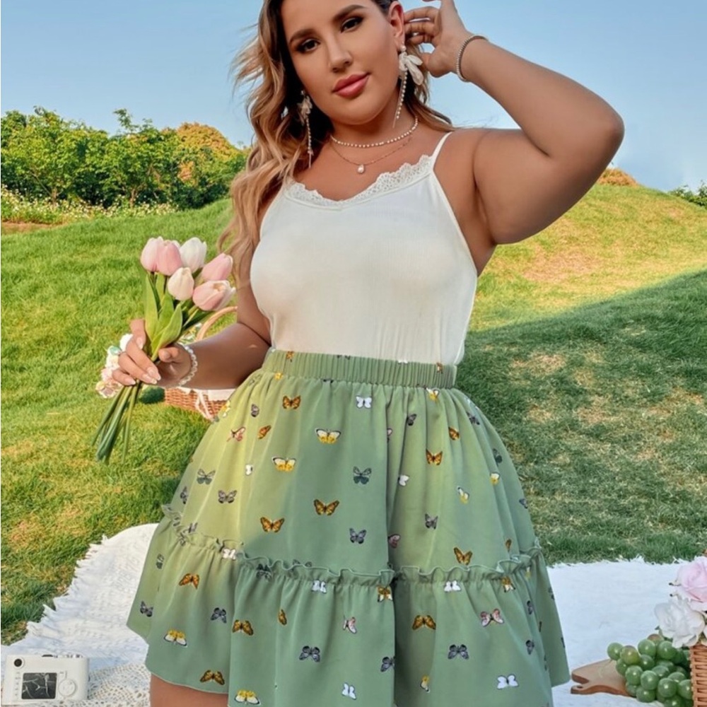 Green Butterfly Print Women's Skirt
